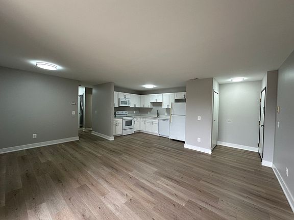2nd image of 15122 Seagull Dr