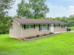 8103 Ford Rd, Lenoir City, TN 37772