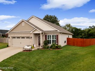 6722 Meadow Park Dr, Louisville, KY 40291