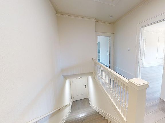 3rd image of 1139 W 27th St #75aebfef4