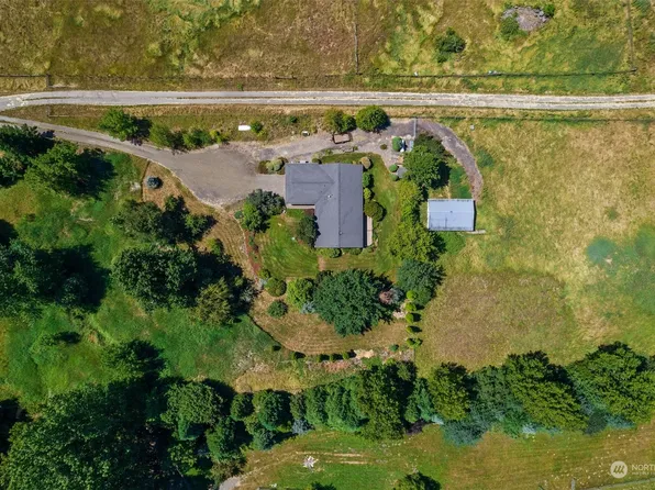 12501 Koeppen Road SE, Rainier, WA 98576