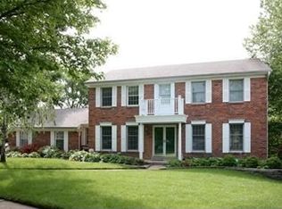 1870 Oxborough Ct, Chesterfield, MO 63017