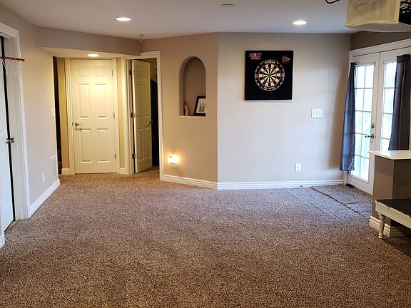 5th image of 2416 Orchard Way
