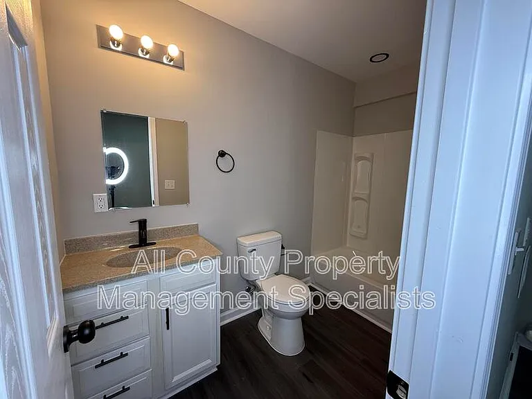 1013 Pinelane Rd — Photo 11