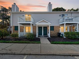 9004 Cardinal Ter, Saint Louis, MO