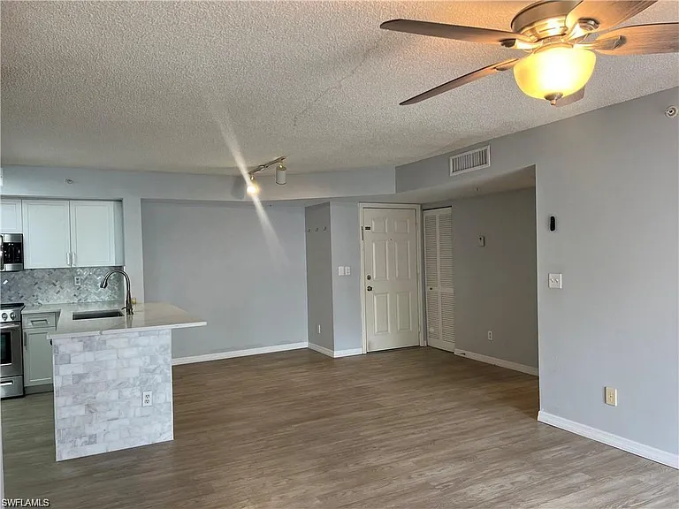 1210 Wildwood Lakes Blvd #206 — Photo 15