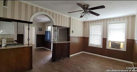 4th image of 3107 Neptune St