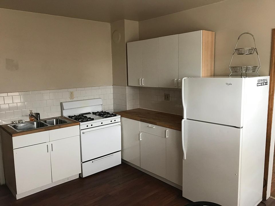 Spacious Kitchen