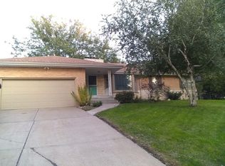 301 Lorraine Dr, Bellevue, NE 68005