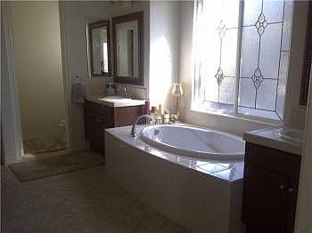 4th image of 675 Coastal Hills Dr