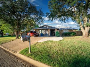 2408 Sha Ln, Breckenridge, TX 76424