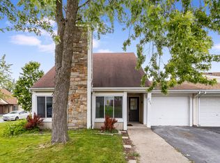 201 Robbin Dr, Romeoville, IL 60446