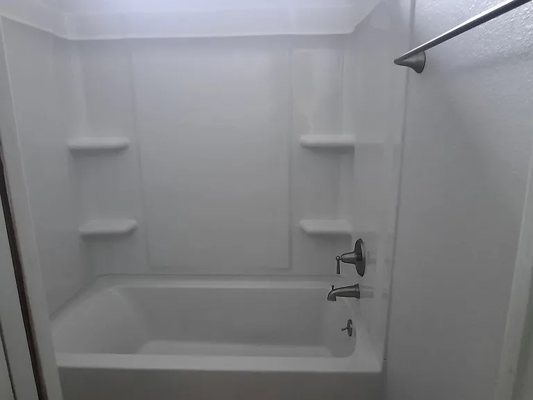 925 Fenton Ln — Photo 17
