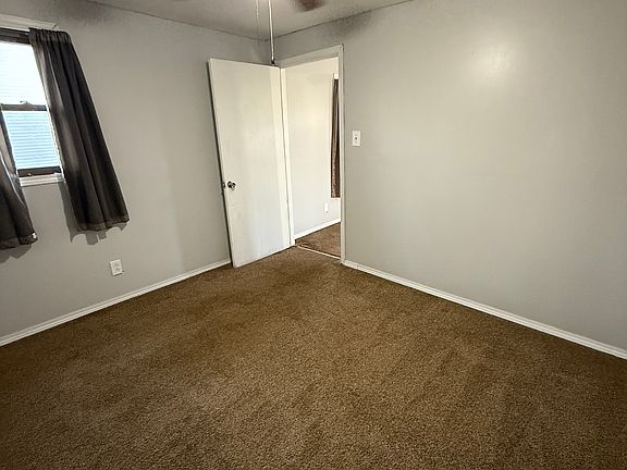 5th image of 1330 Middle St #B