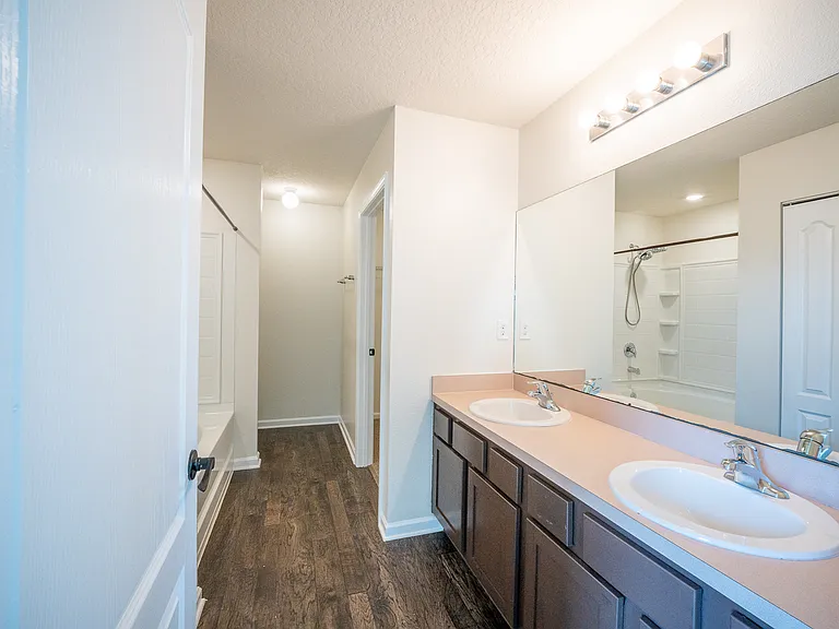 2528 Acorn Creek Rd — Photo 26