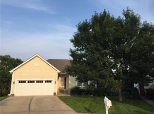 6100 N Bedford Ct, Kansas City, MO 64151