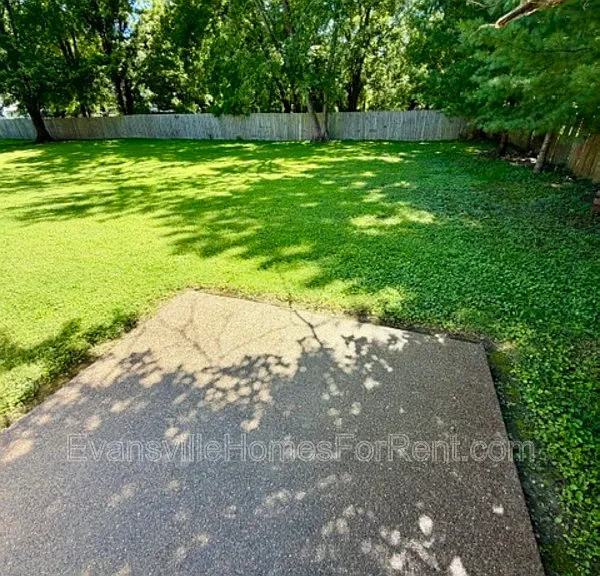 3909 Charlotte Ave #B — Photo 16