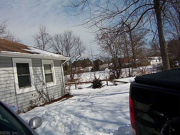 3rd image of 3817 Fruitwood Ct