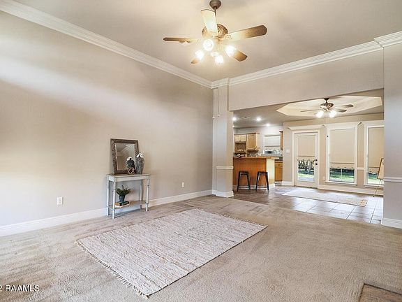 4th image of 314 Deer Meadow Blvd