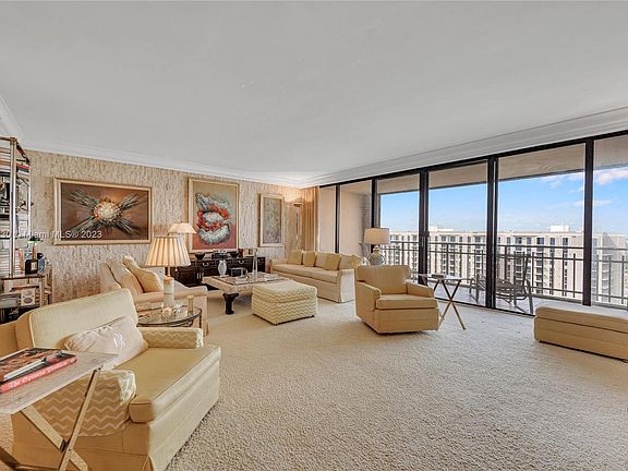5th image of 11113 Biscayne Blvd Unit 1754