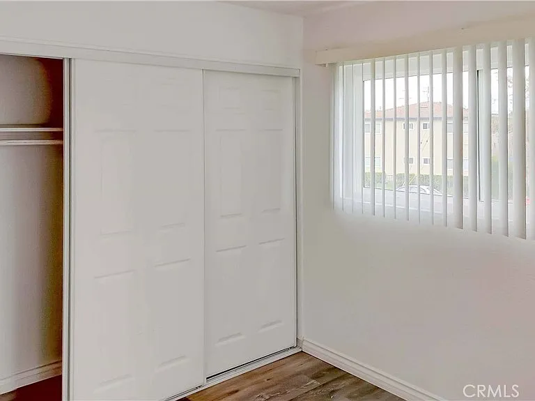 1724 Crofton Ln — Photo 18