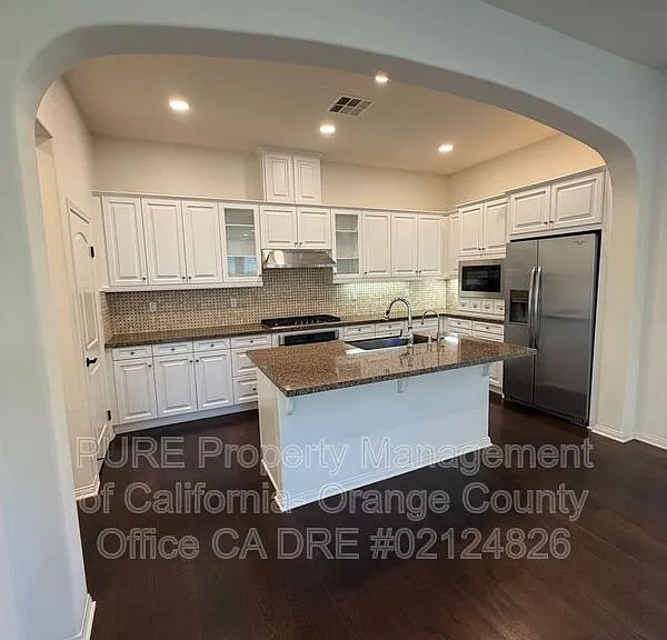 15 Galan St — Photo 6