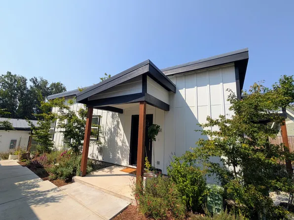 651 Oak St, Ashland, OR 97520