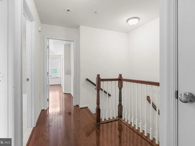 9624 Westerdale Dr — Photo 21