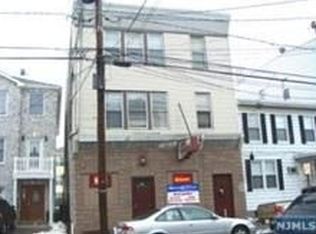 313 Cross St, Harrison, NJ 07029