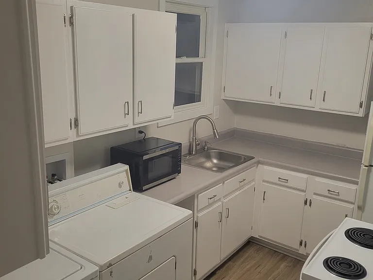 419 North Ave #2 — Photo 5