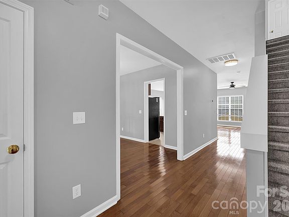4th image of 13532 Swinton Rd