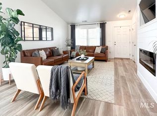 4589 E Middle Fork Way, Nampa, ID 83686