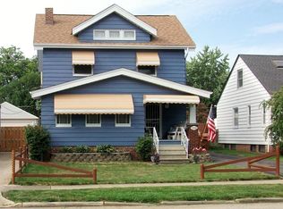 7592 Thornton Dr, Parma, OH 44129