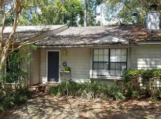 1520 Merry Oaks Ct, Tallahassee, FL 32303