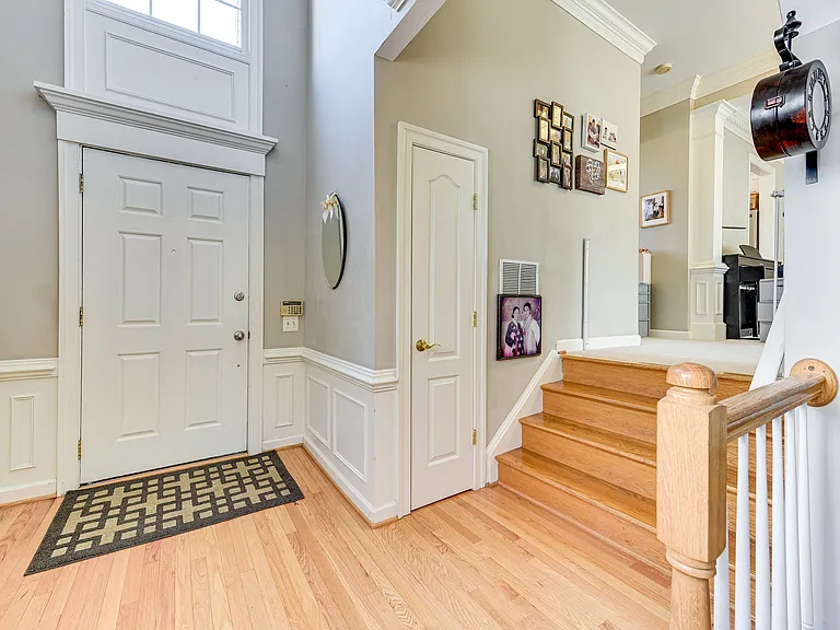 9600 Lagersfield Cir — Photo 2