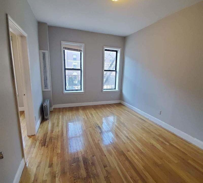1st image of 292 Saint Johns Pl #2B
