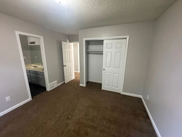 10101 Stephenson Ln — Photo 11