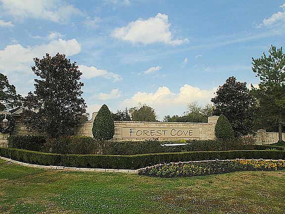 5th image of 5615 Forest Cove Dr