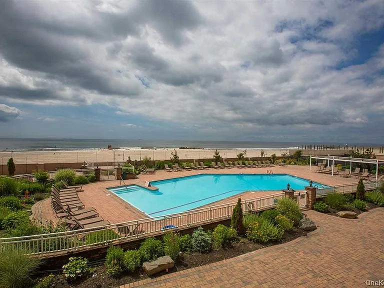 830 Shore Rd #4Q — Photo 26
