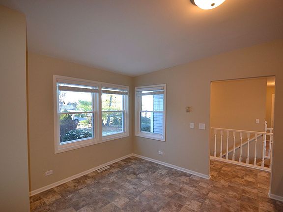 5th image of 845 Pine Hill Dr