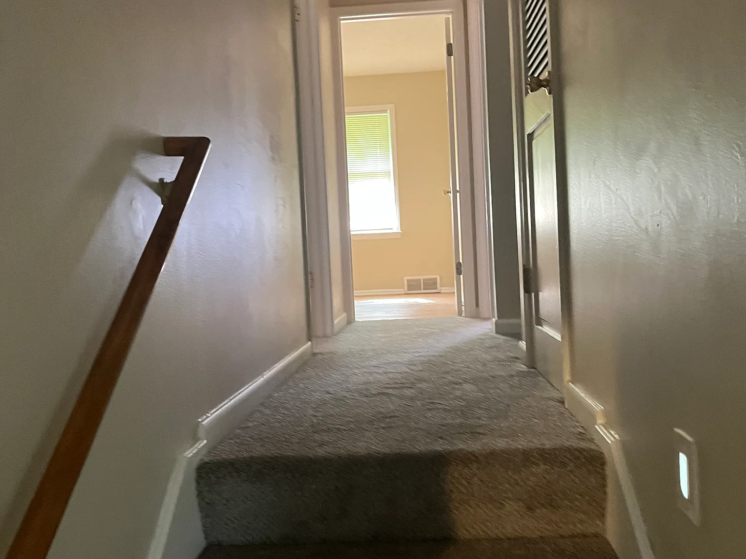 4 bed, 2.5 bath, 1592 sqft, $2,500 — Photo 3
