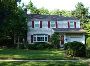 7 Potter Ct, Montclair, NJ 07043