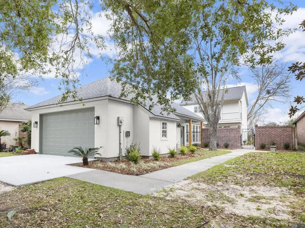 6418 Patio Ct, Gonzales, LA 70737