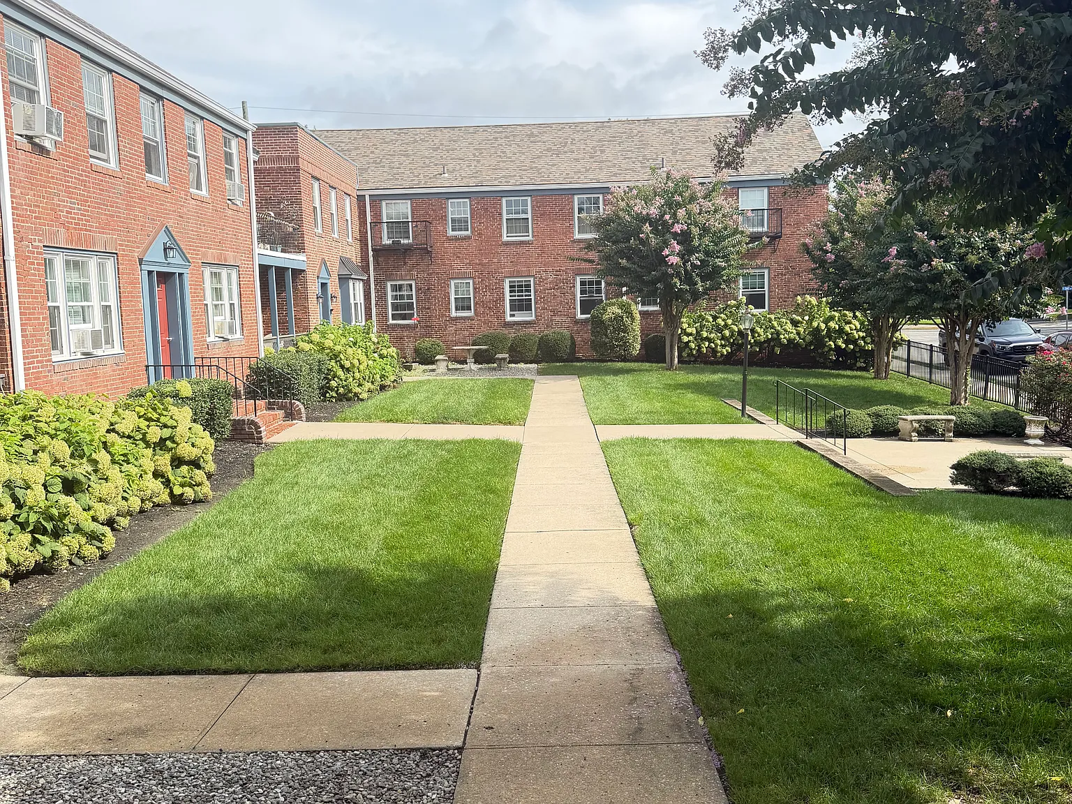 1 bed, 650 sqft, $1,600 — Photo 1