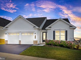 580 Allegiance Dr, Lititz, PA 17543