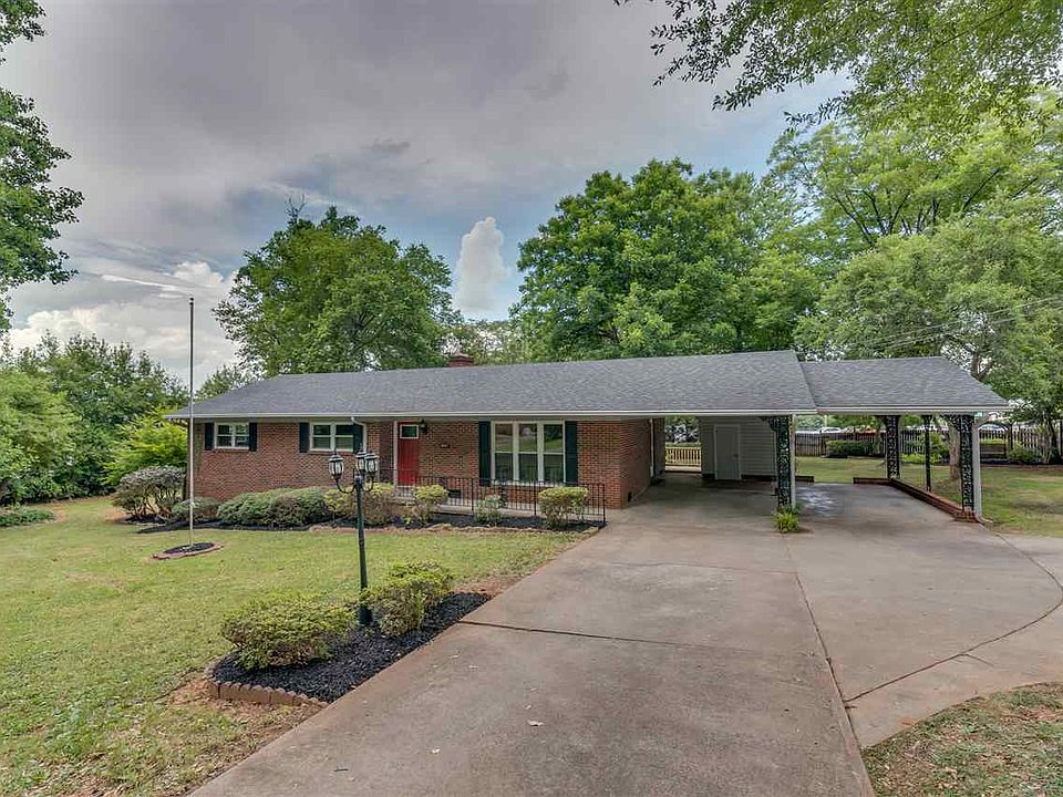 1st image of 243 Allendale Dr