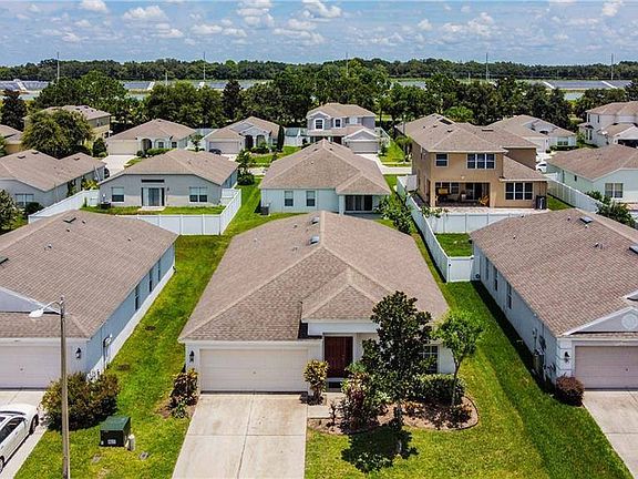2nd image of 30417 Annadale Dr