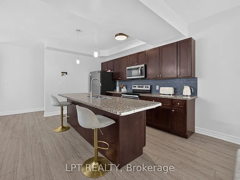 148 Hollybrook Trl S — Photo 13