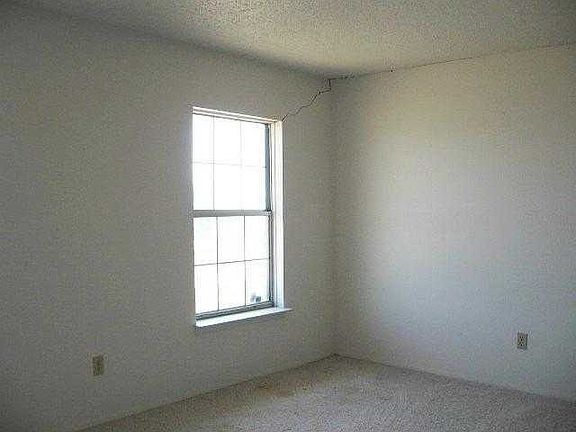 bedroom3