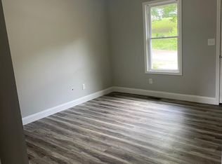 94 W Pine St, Nortonville, KY 42442